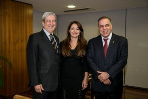 2017 - Ministro Imbassahy e prefeita cici de Manhuaçu